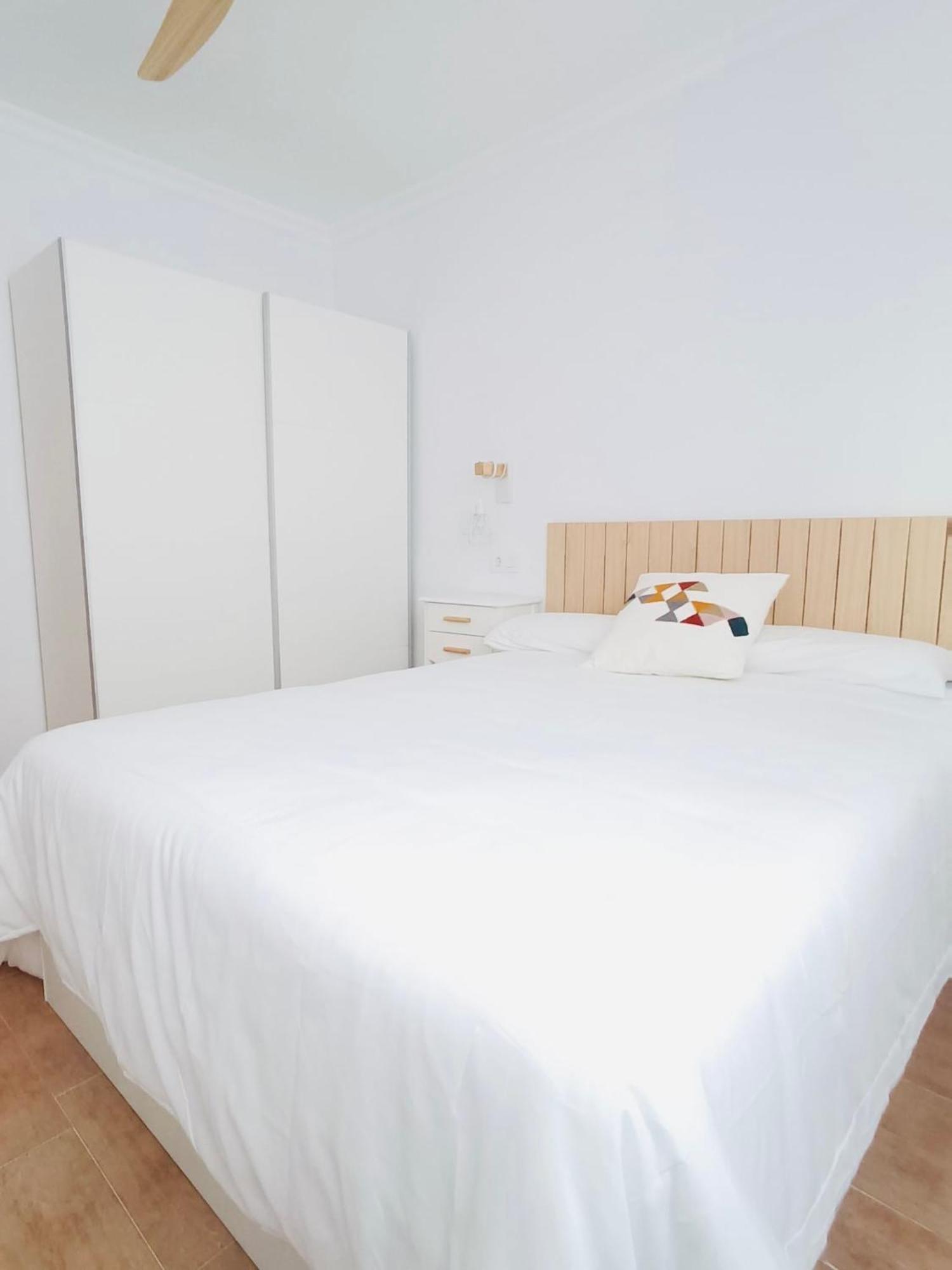 Lolaire Apartment Μπαρβάτε Εξωτερικό φωτογραφία